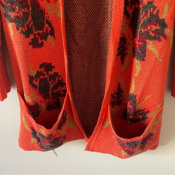 J. Peterman Monhegan Orange Floral Cardigan - Picture 6 of 10